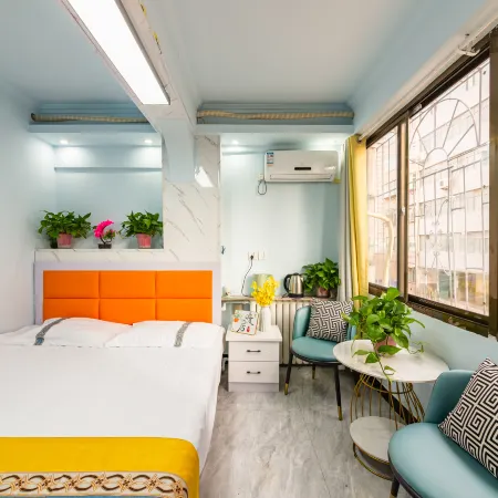 Nuanju Homestay (Lanzhou University First Hospital Wulipu Subway Station)