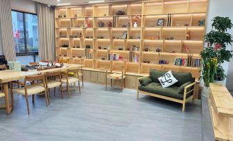 Yixing Huguang Post Station (Yaohu Town Store)