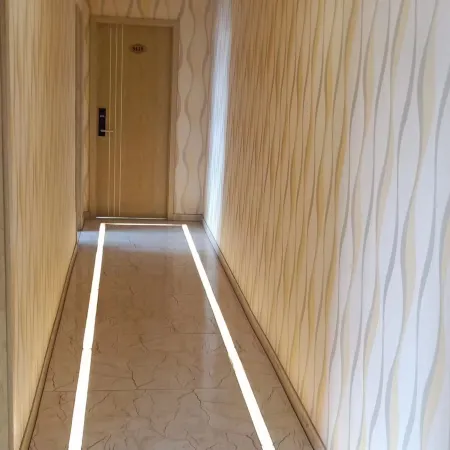 Jingjiang Zhuoya Hotel