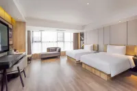 Atour Hotel (Guiyang North Railway Station)
