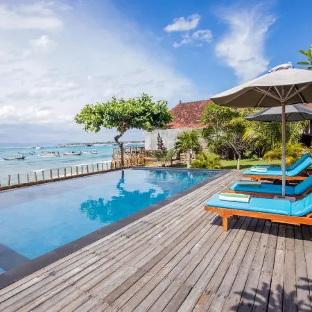 D'Muncuk Huts Lembongan