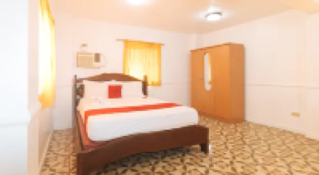 RedDoorz @ Moss Hotel Guevarra Dasmarinas