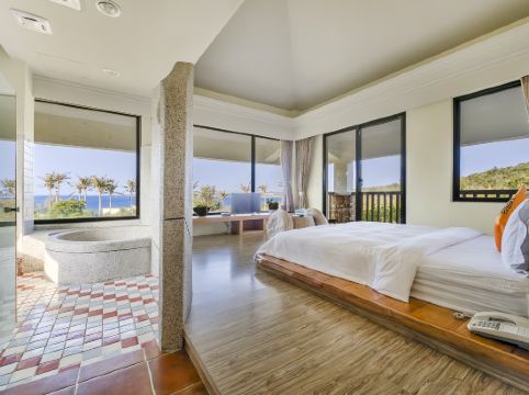 屏東墾丁南方太陽面海北館