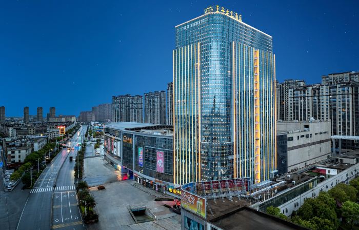 Prince Peninsula Hotel
