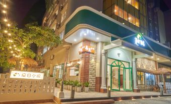 Summer Hotel (Shangchuanfei Beach)