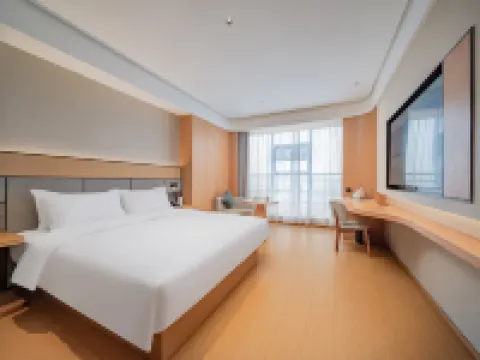 JI Hotel (Chengdu Panda Base Longtan Temple) Hotels near Chengdu Research Base of Giant Panda Breeding