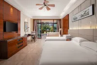 Fengqi Apartment Hotels in Lingao