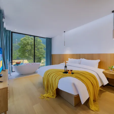 LUSHIN Hotel&Resorts