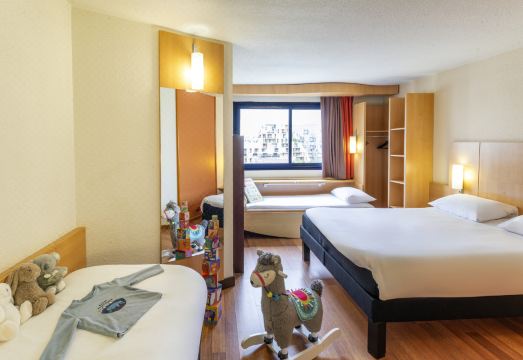 イビス パリ 17 クリシー バティニョール (旧ベルティエ) 最新特別料金