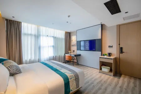 Kaimeilai Hotel (Shenzhen Futian Shangmeilin Subway Station Store)