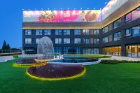 寧強明宇逸住酒店 鄰近陝西漢中G5京昆高速服務區房車營地（趣滙友自駕遊停車點）的酒店