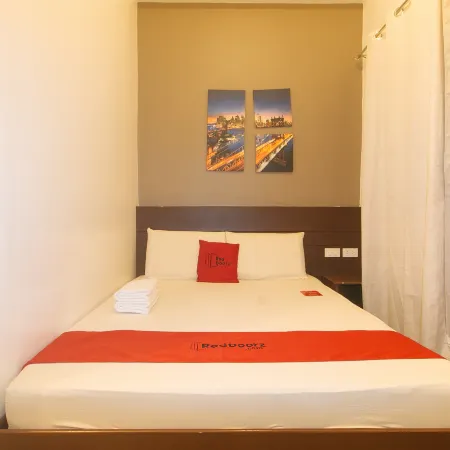 RedDoorz @ Traveler Inn Matina