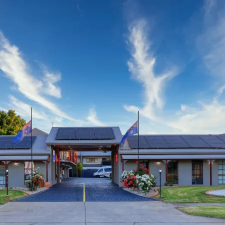 The Cottage Motor Inn Albury CBD