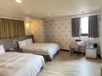 Sunny Hotel