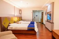 Super 8 Hotel (Weifang High Speed Railway North Station)