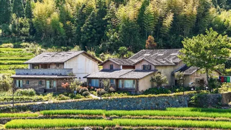 Tianchi health base Hotel