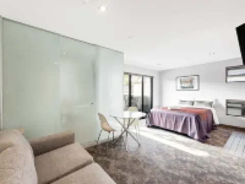 Melbourne ViVo Hotels in Kew