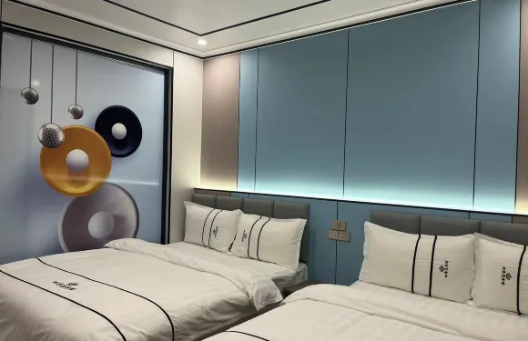 四季戀賓館（國賓路店）