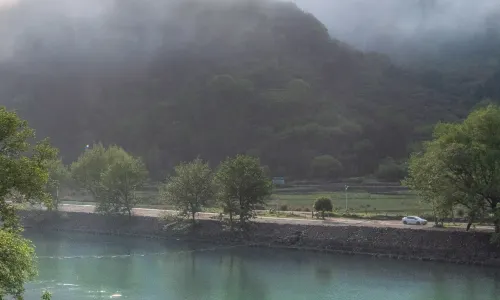 He Su Resorts