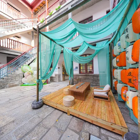 Sanke Bieyuan Homestay (Qingdao Railway Station Catholic Church Branch) Отели рядом с достопримечательностью «Вокзал Циндао»