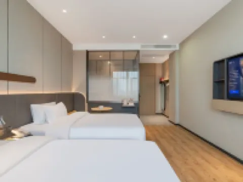 Jinjiang Inn (Xi'an Jinghe New Town Fucha Town Hotel) Hotel di Jingyang