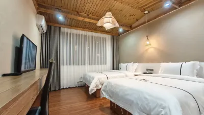 Shiguang Shanse Boutique Homestay Hotels near Minxin Square