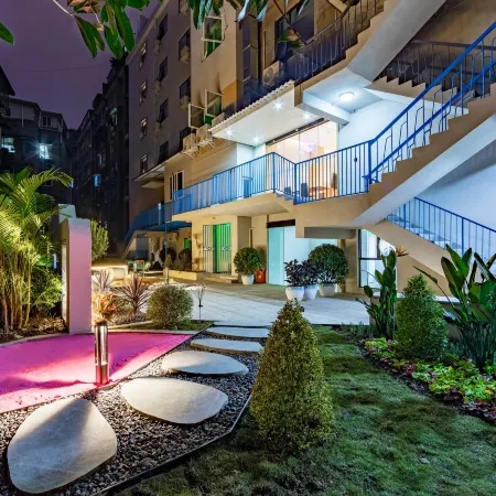 City Comfort Inn (Leshan Zhanggongqiao Shangzhongshun Food Street)
