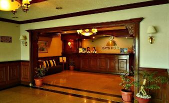 Real Family Hotel (formerly Days Hotel Batangas)
