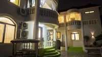 One acre Huatang Garden Homestay
