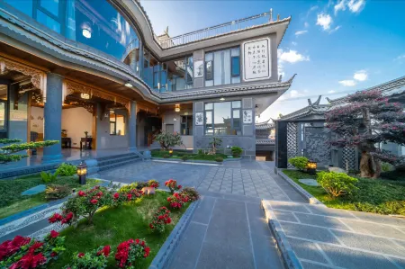 Qiyi Homestay (Sanyi International Airport) Отели рядом с Аэропорт Лицзян