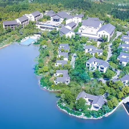 Nanhu Bailuyuan Hotel