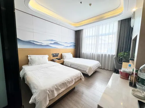 Fangcheng Finance Hotel Hotels in Fangcheng
