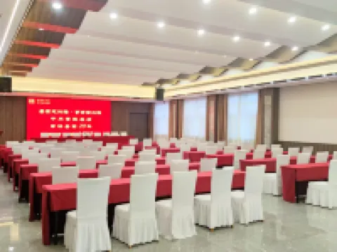 โรงแรมซิงหลง พู้เฉิง โรงแรมในพู้เฉิง