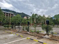 Wugong Mountain Rongyuan International Hot Spring Resort - parking