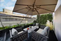 Yibin Qianyi Hotel