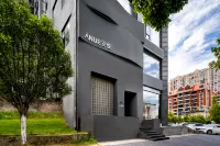 Anyue Hotel (Yichun High-speed Railway Station Wanda) - Romantische