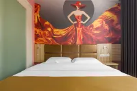 Shankee Hotel (Shangqiu High-speed Railway Station) - parking