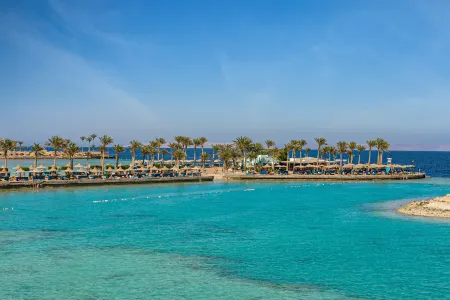 Arabia Azur Resort Отели рядом с достопримечательностью «Махмея пляж»