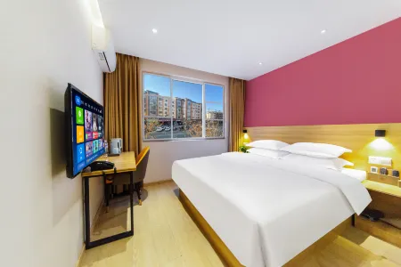 Huanlee Hotel (Dujiangyan Irrigation System Scenic Spot &Lidui Station)