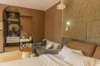 Wenchang Xiyu Garden Resort Wooden House Hotel - balcony