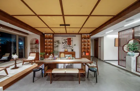 Floral Hotel·Delia Edge Hotel Отели рядом с достопримечательностью «Zisha Village»