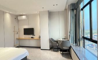 Xuwen Xinyi Apartment