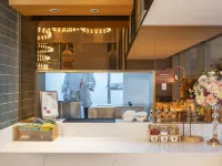 James Joyce Coffetel Hotel (Zhaoqing Qixingyan East Gate Square) - breakfast