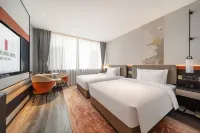 Rezen Dong Hotel (Harbin Rongchuang Leyuan Bingxue Dashijie)