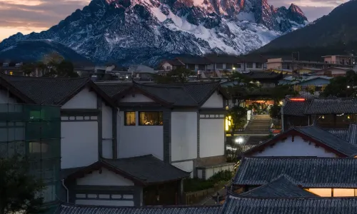 The Old Town of Lijiang | Le Manson · LaMaison · Aesthetic Manjing Resort