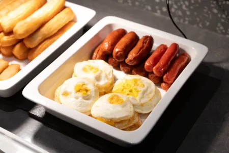 Homeinn Hotel (Wenchang Longlou Aerospace City) Отели рядом с достопримечательностью «Tongguling Scenic Spot»