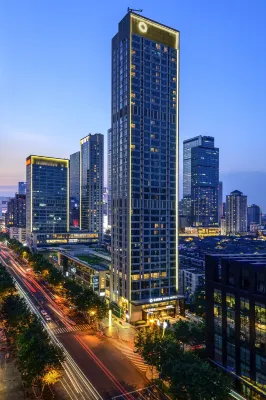 Chongqing Nantian · Tongju Hotel (Guanyinqiao Pedestrian Street) Hotel berhampiran Memorial Wall of Light Rail Builders