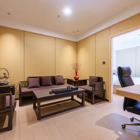 Sakura Hotel (Kunshan Zhaofeng Road Subway Station) Отели рядом с достопримечательностью «Северный вокзал Аньтин»