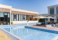 Yangzhou Fengyin wutong Holiday Hotel - Rooftop Pools