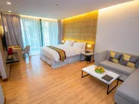 The Grand Chaiyapruek Nimman Chiang Mai - Free Airport Shuttle Hotels near Hai Ya